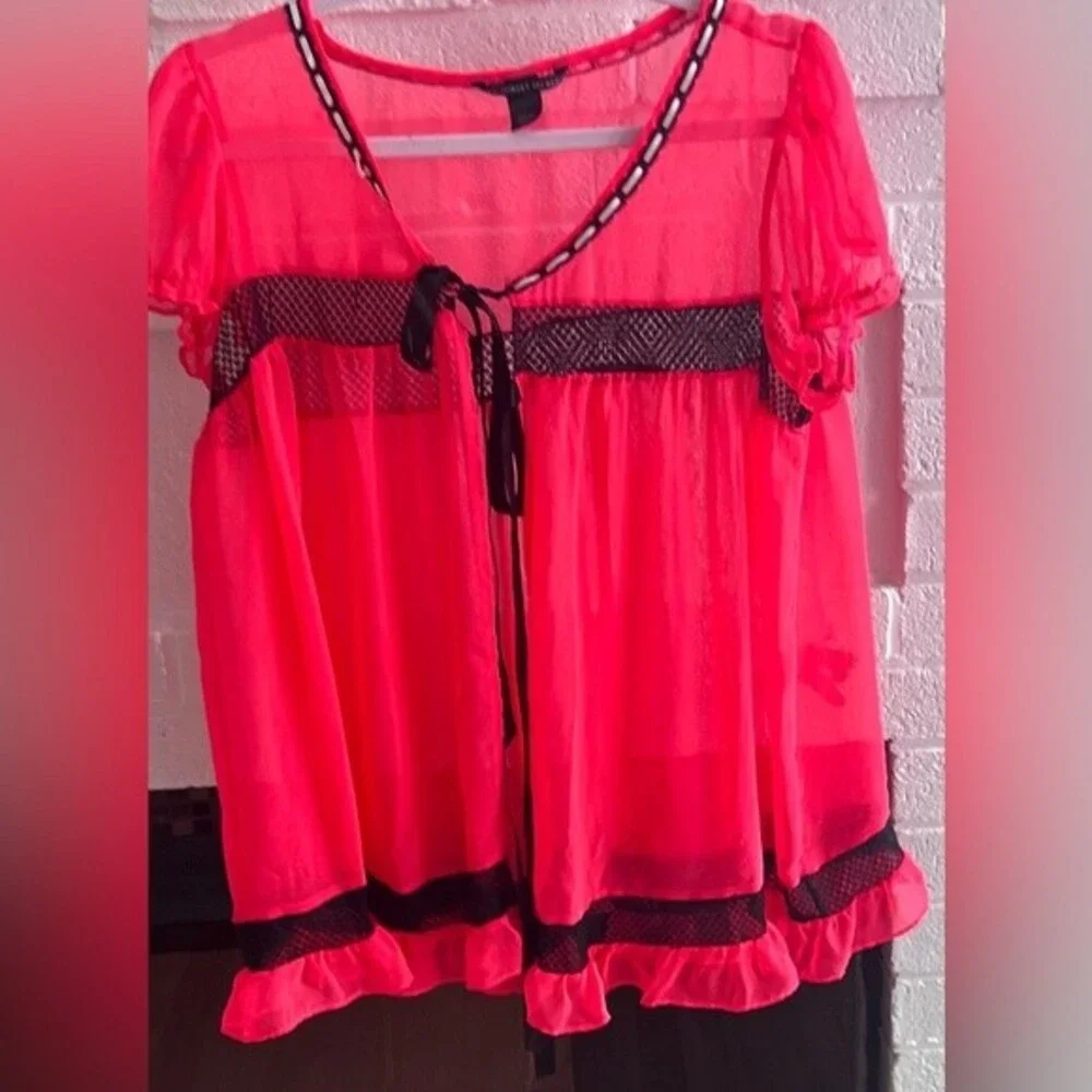 Victoria's Secret Babydoll Robe SZ M Babydoll Pink Melon satin ribbon tie Rare